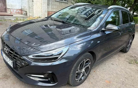 Hyundai i30 2021