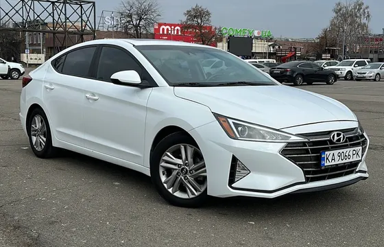 Hyundai Elantra 2019