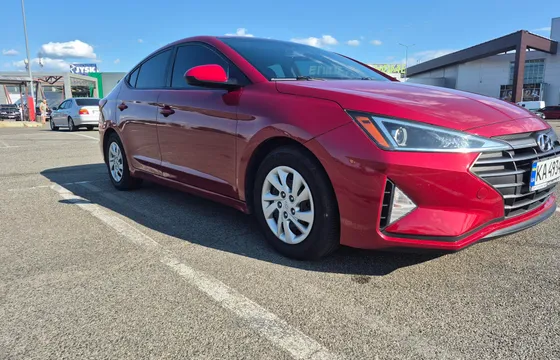 Hyundai Elantra 2019