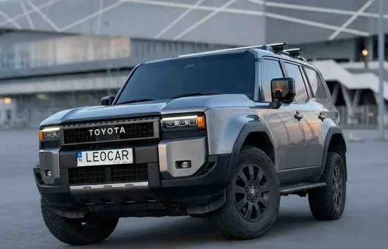 Toyota Land Cruiser Prado 2025