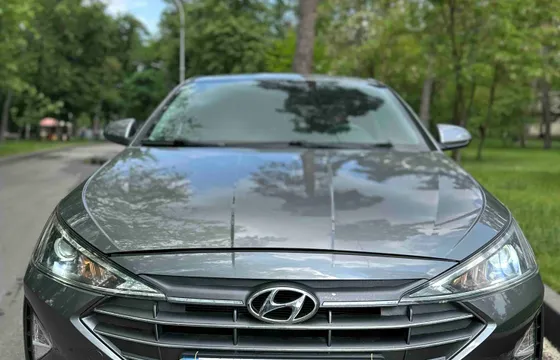 Hyundai Elantra 2018
