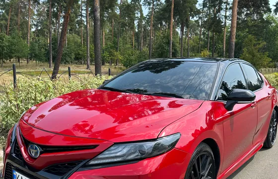 Toyota Camry 2021