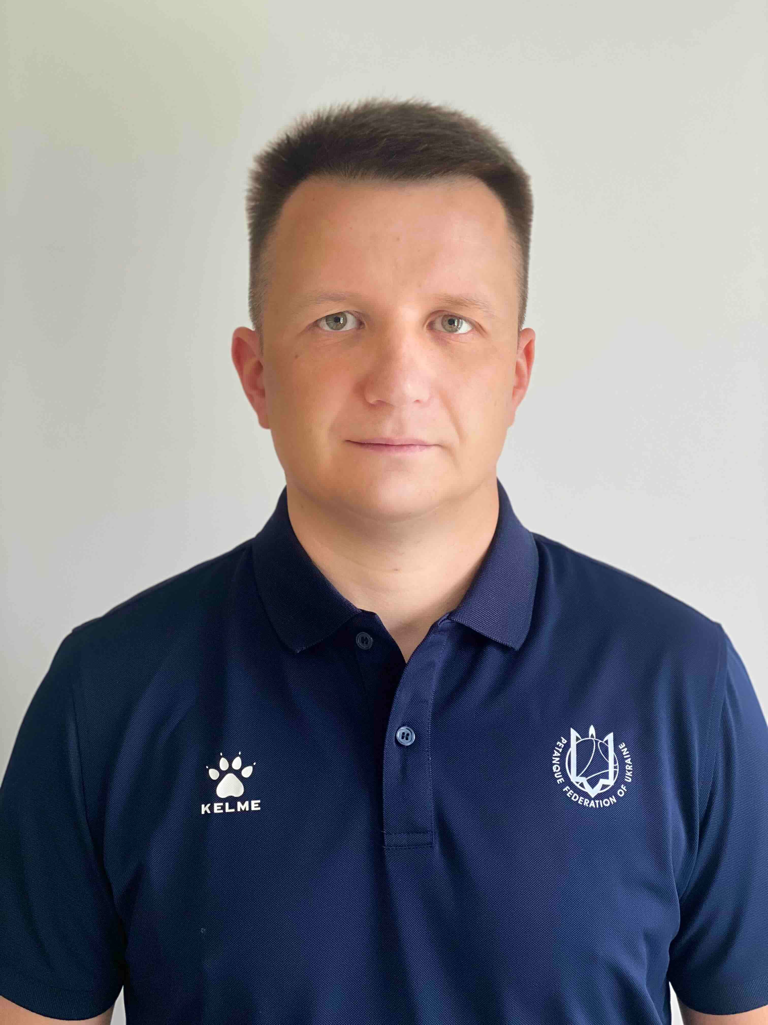 Микола Д.