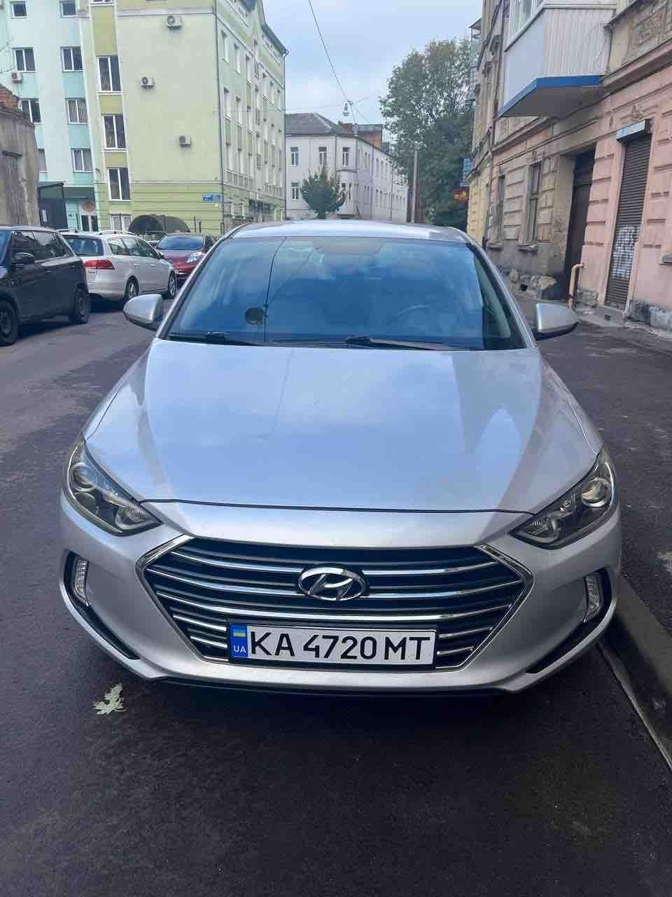 Hyundai Elantra 2018