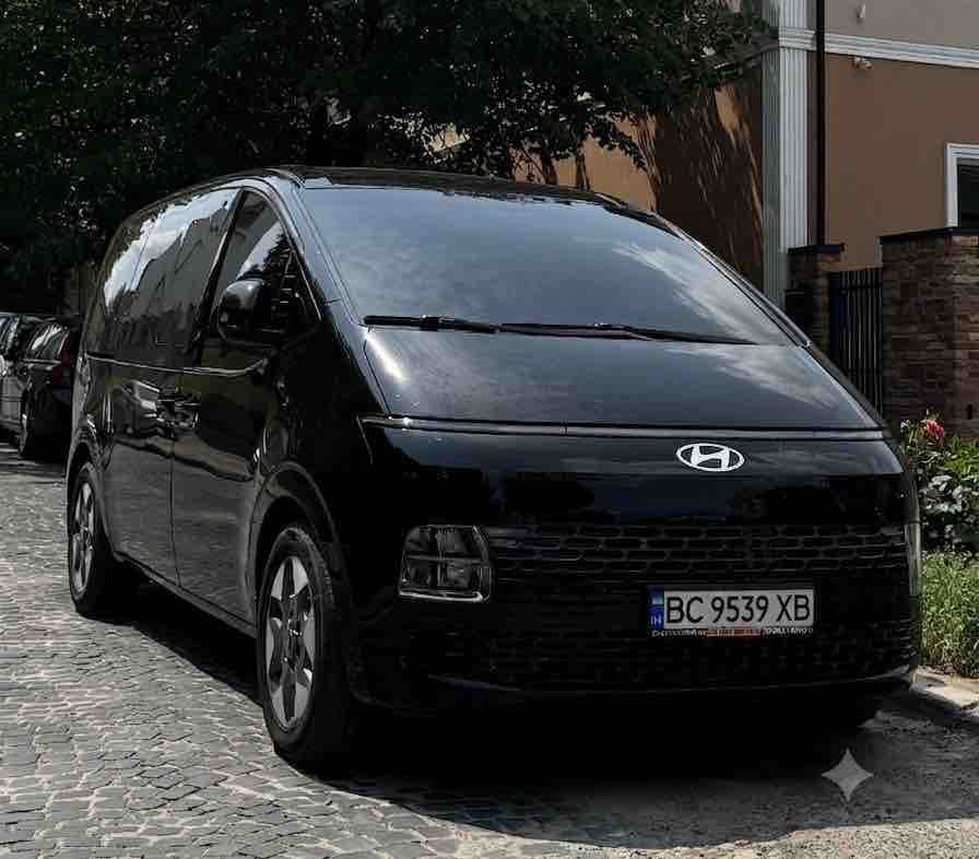 Hyundai Staria 2025